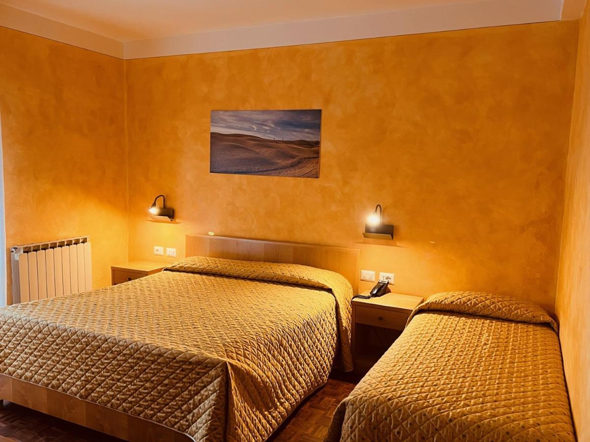 Albergo Di มูร์โล ภายนอก รูปภาพ